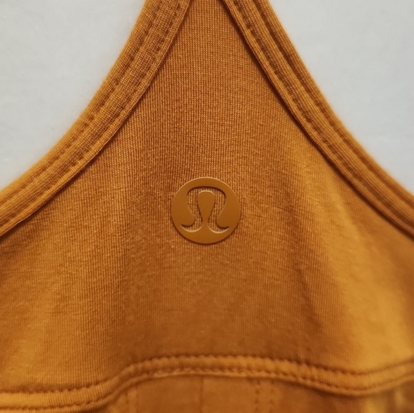 Lululemon - Picture 4 of 8